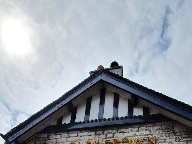 Ye olde crown hotel