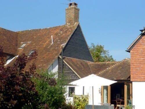 B and b dunsfold