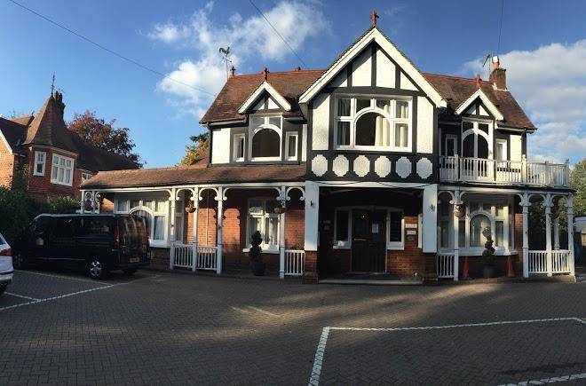 Gatwick belmont hotel