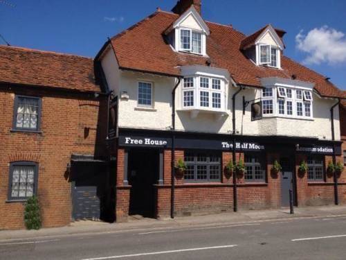 Half moon inn accommodation in woking
