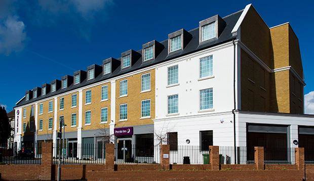 Premier inn epsom town centre hotel