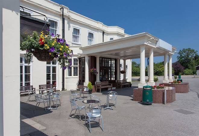 Russ hill hotel gatwick