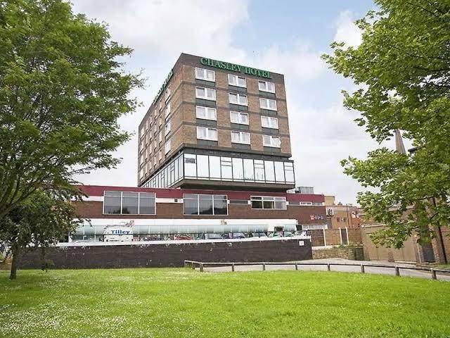 Holiday Inn Express Wakefield Image
