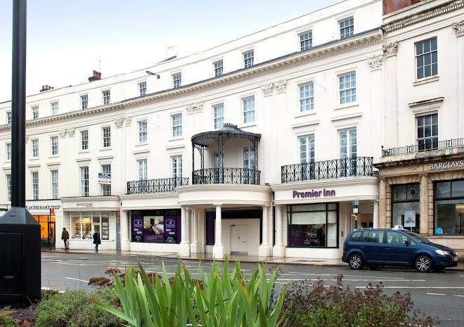 Premier inn leamington spa town centre hotel
