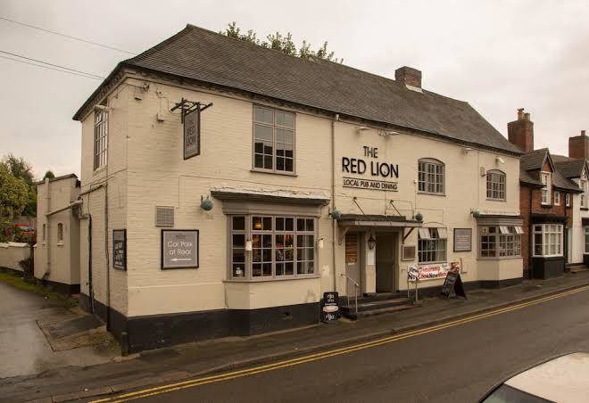 The red lion coleshill