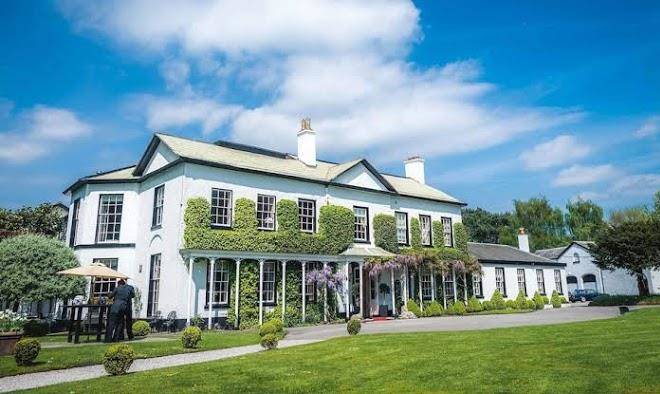 Statham lodge hotel