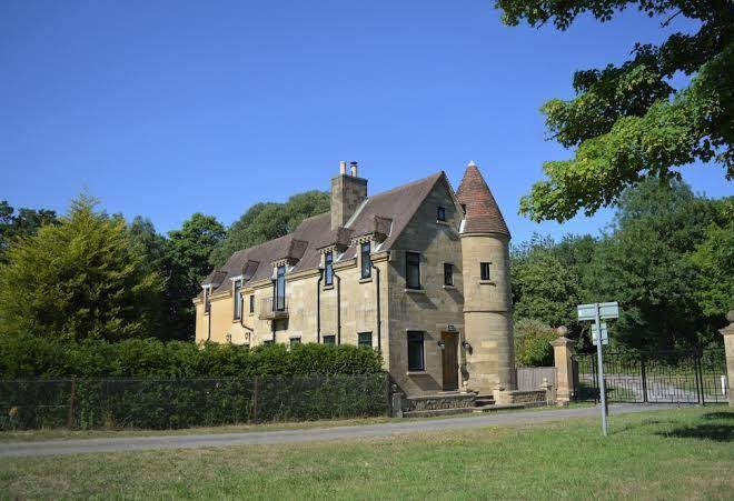 East lodge bolney
