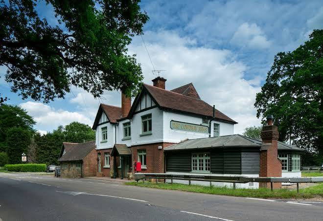 The cowdray arms