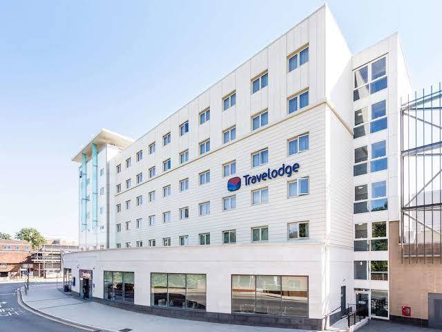 Travelodge crawley