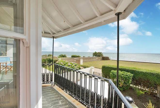 West sussex holiday homes