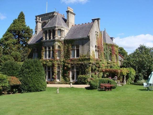 Rudloe arms hotel by marco pierre white