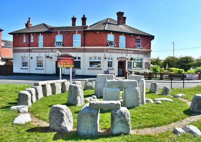 Stonehenge Inn Image