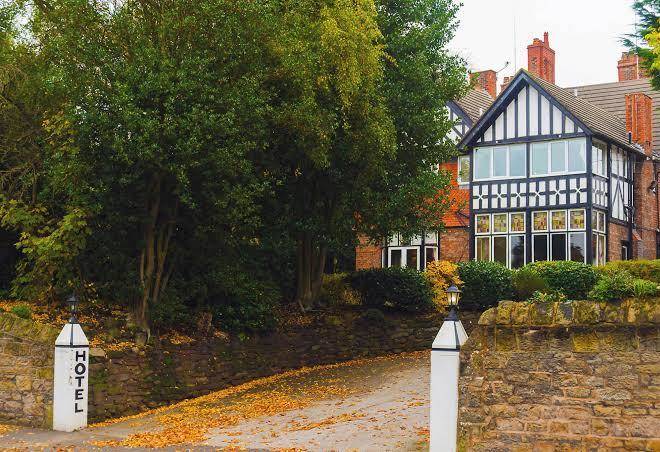 The riverhill hotel & restaurant