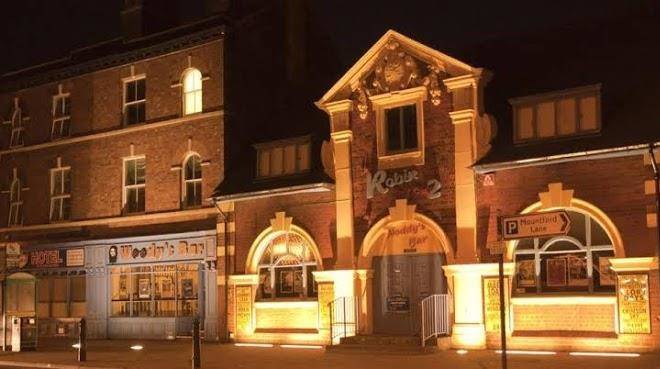 The robin 2 hotel