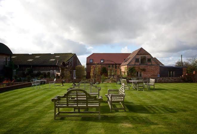 Eckington Manor Image