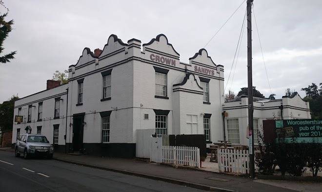 The crown & sandys