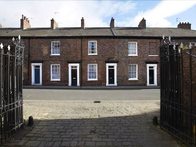 27 george street york