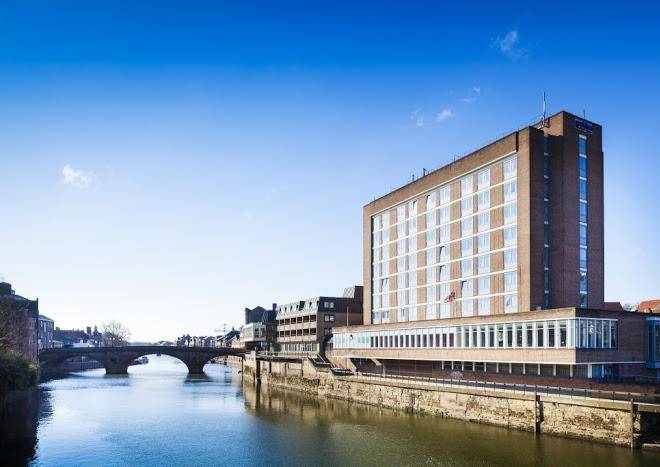 Park Inn By Radisson York City Centre Image