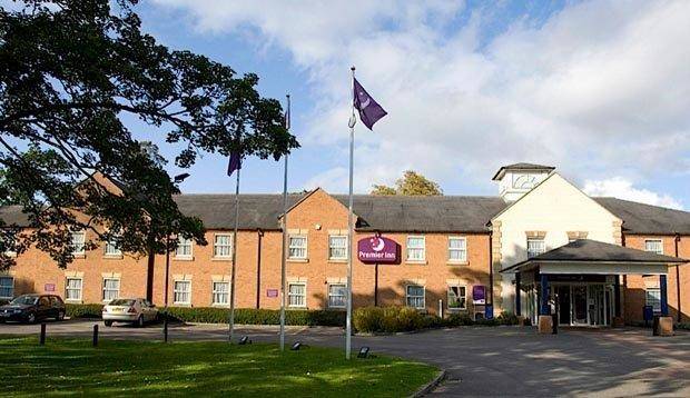 Premier inn york north hotel