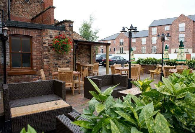 The rose & crown
