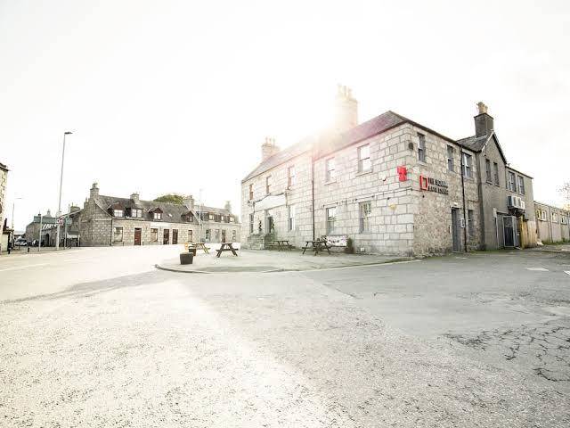 The square hotel