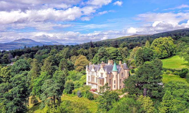 Invergare Castle Image