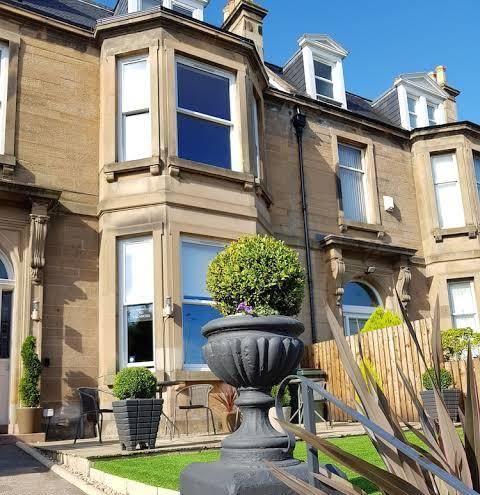 18 craigmillar park
