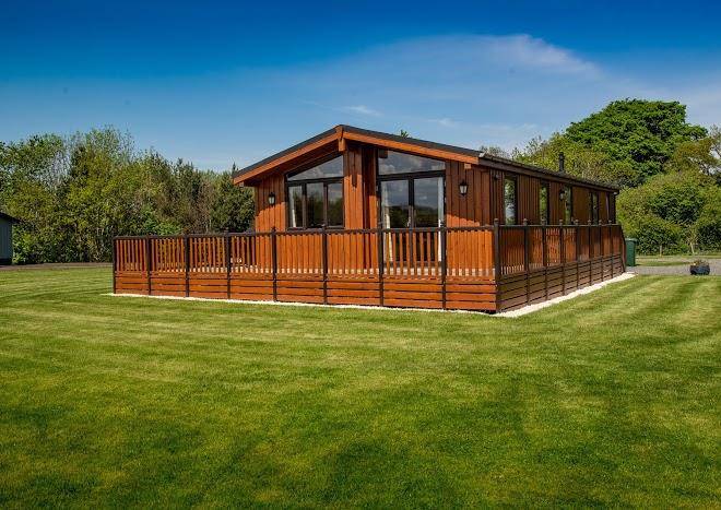 Linwater lodges