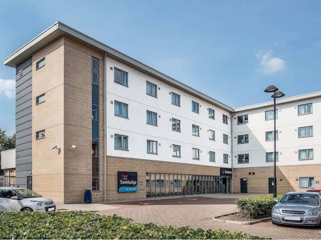 Travelodge edinburgh airport ratho station