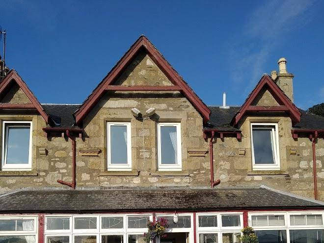 Dunroamin Hotel Image