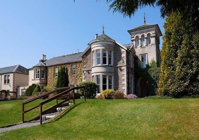 Loch ness country house hotel