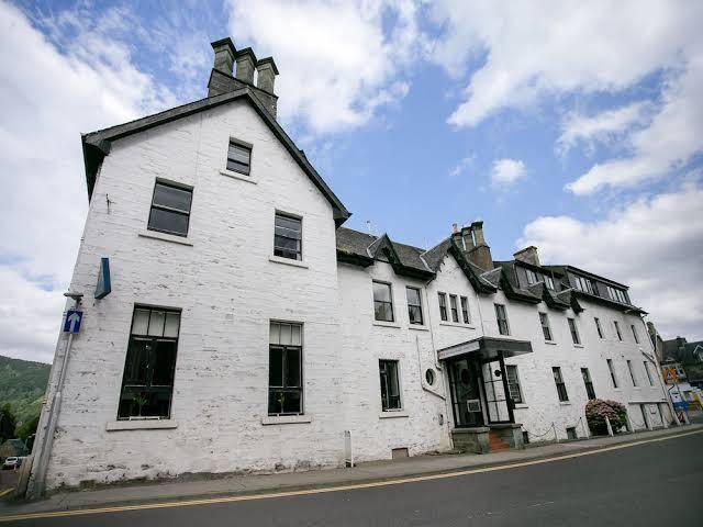 Breadalbane arms hotel