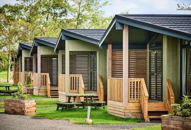 Silverwood lodges & bistro barn