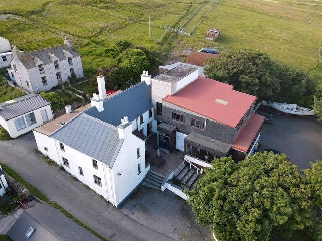 Orca Country Inn Image