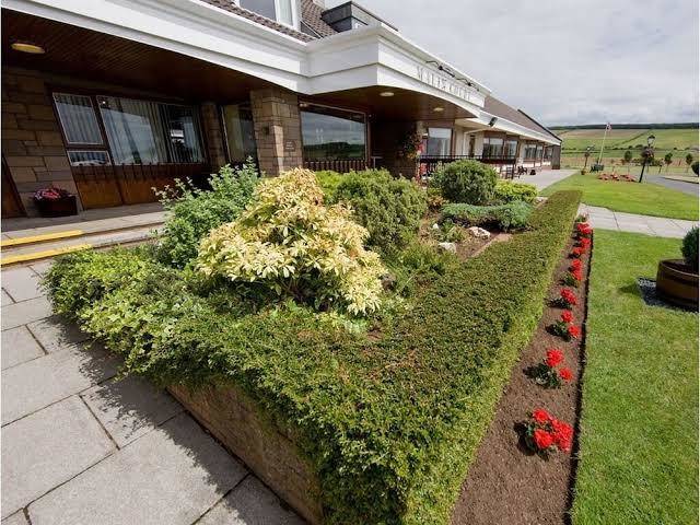 Malin court hotel