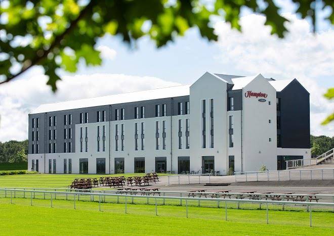 Hampton by hilton hamilton park