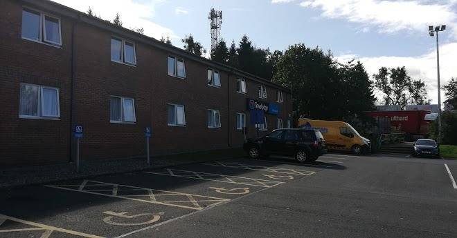 Travelodge stirling m80
