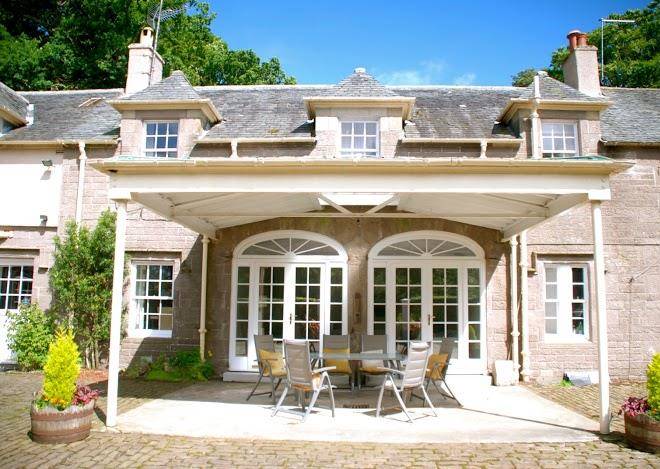 Centre stables luxury self catering loch lomond