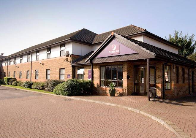 Premier inn cardiff city south hotel