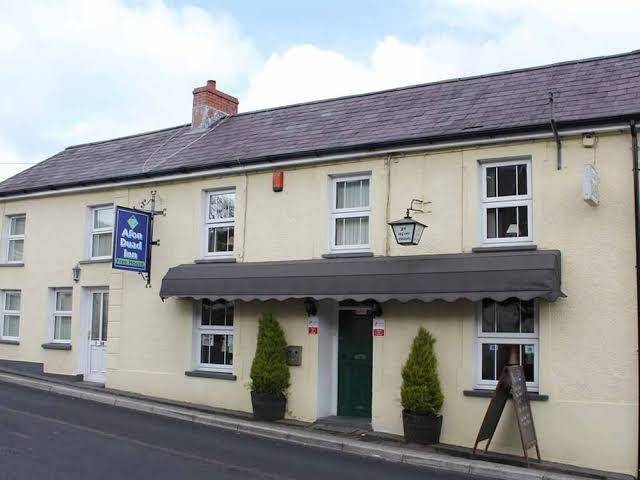 Afon duad inn
