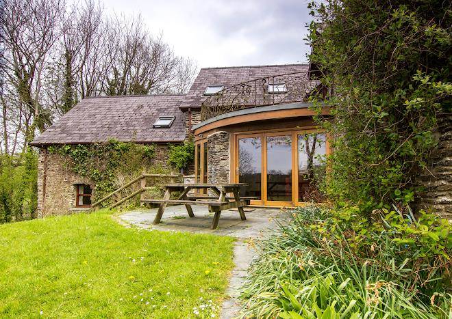 Ceridwen centre