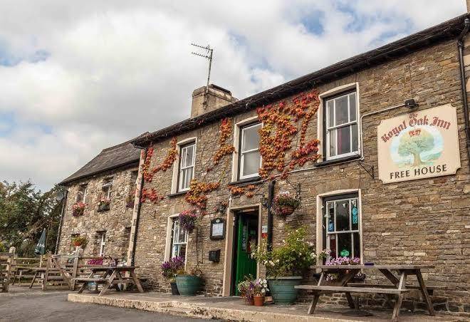 The royal oak inn
