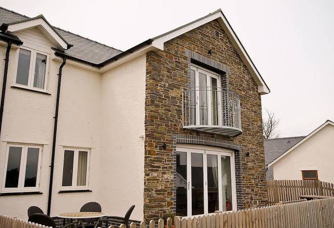 Brynhyfryd