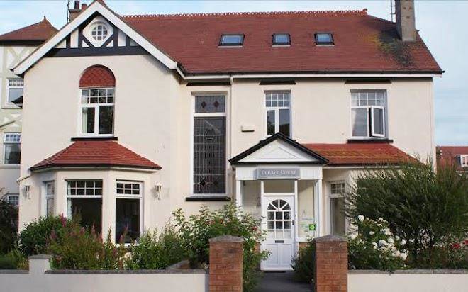 Cleave court