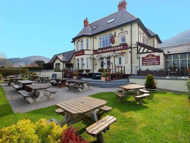The gladstone
