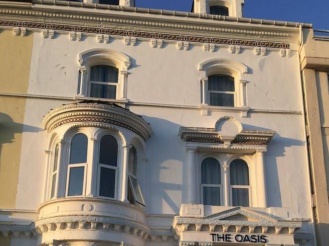 The oasis b&b in llandudno