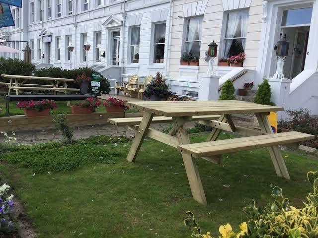 Trevone hotel