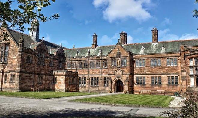 Gladstone's library