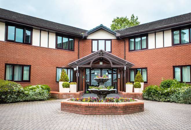 Holiday inn a55 chester west
