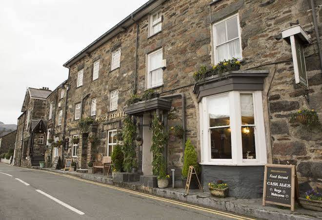Prince llewelyn hotel